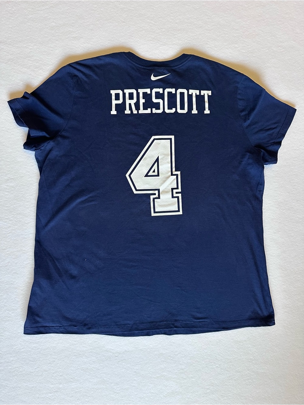 Womens Nike XXL Dak Prescott #4 Dallas Cowboys short sleeve tee NWT small flaw